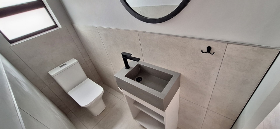 2 Bedroom Property for Sale in Albertinia Western Cape